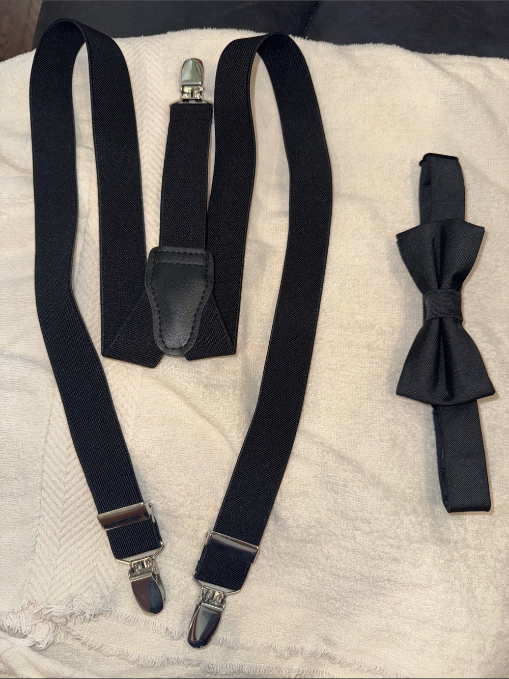 Classic Men's Suspenders & Bow Tie Set. Black. Both Adjustable